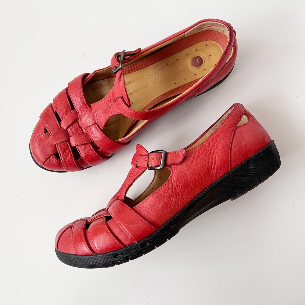 Clarks Mary Jane Fisherman Sandals Size 9.5 Red Leather T-Strap Comfort Shoes